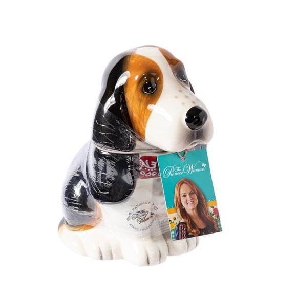 🌺 New Pioneer Woman 7.75"h Red Bandana Henry Shaped Basset Hound Dog Candy Jar - Picture 8 of 11